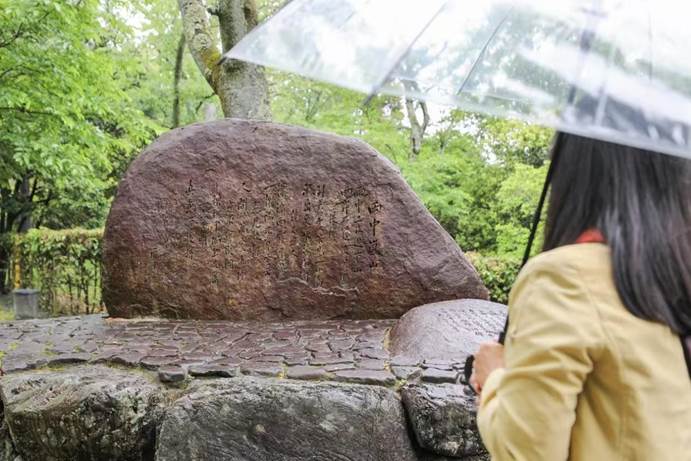 04de3aca940236638b79c0a1d9fe8fb